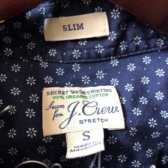 J. Crew: 98% Organic Cotton, Slim Blue Men’s Button Down - Picture 6 of 12